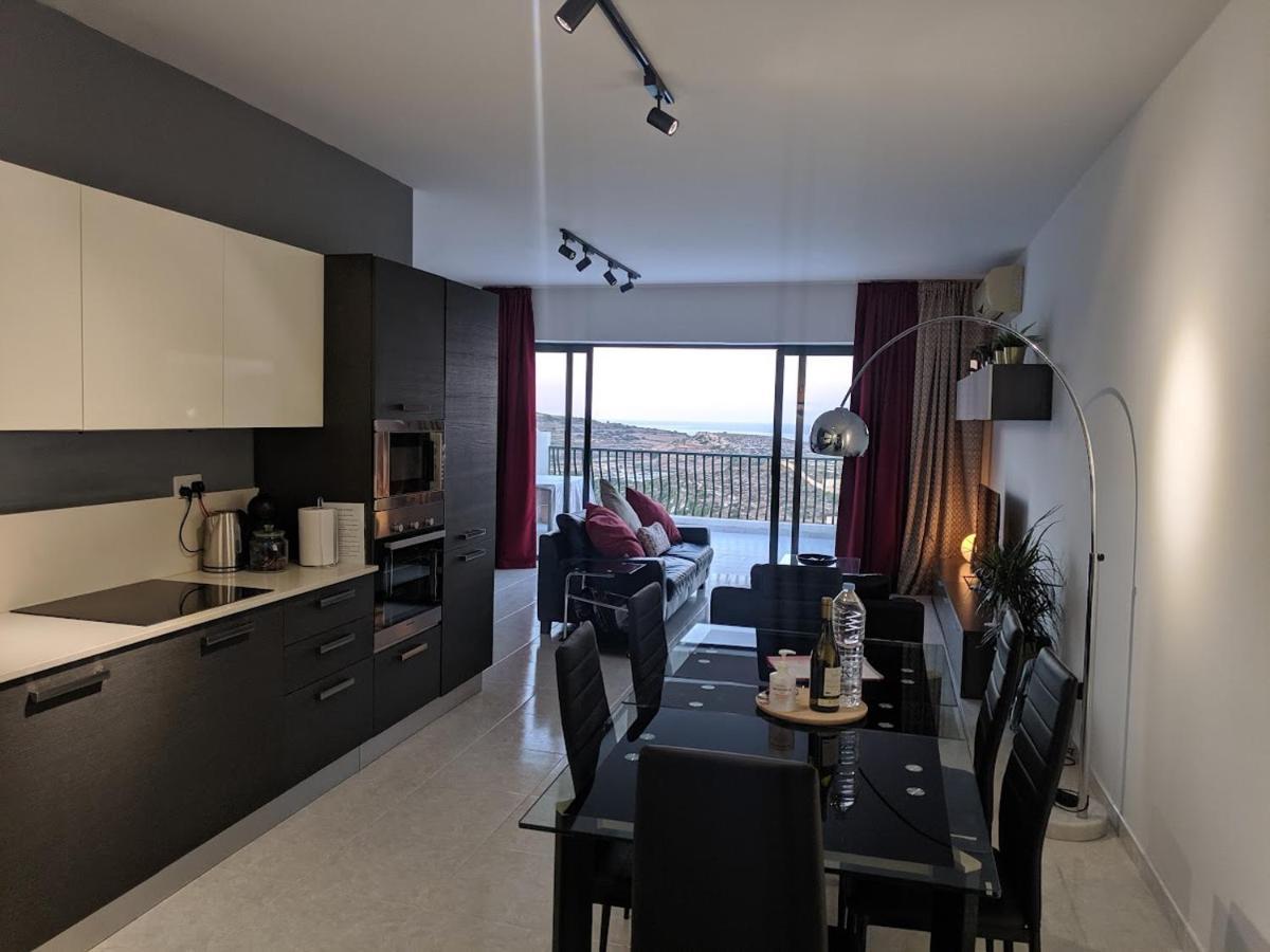 Gaia Penthouse Sea And Country Views Home Сейнт Полс Бей Екстериор снимка