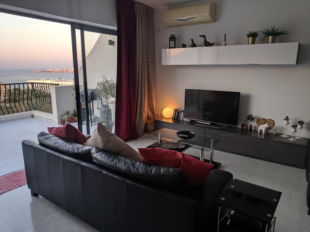 Gaia Penthouse Sea And Country Views Home Сейнт Полс Бей Екстериор снимка