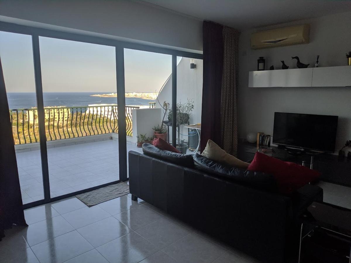 Gaia Penthouse Sea And Country Views Home Сейнт Полс Бей Екстериор снимка