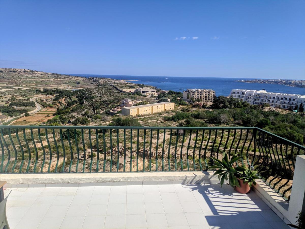 Gaia Penthouse Sea And Country Views Home Сейнт Полс Бей Екстериор снимка