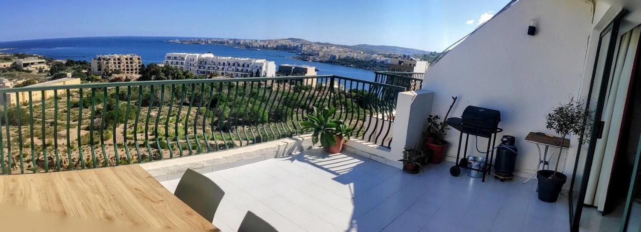 Gaia Penthouse Sea And Country Views Home Сейнт Полс Бей Екстериор снимка