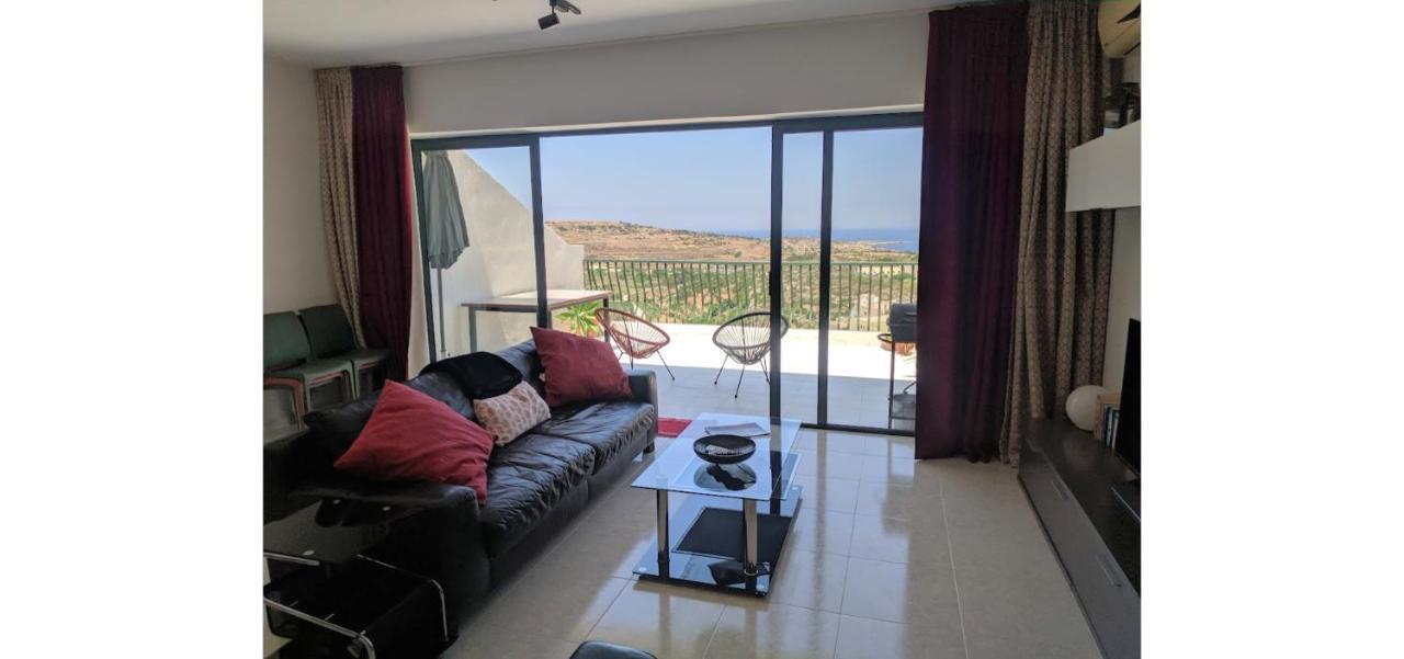 Gaia Penthouse Sea And Country Views Home Сейнт Полс Бей Екстериор снимка